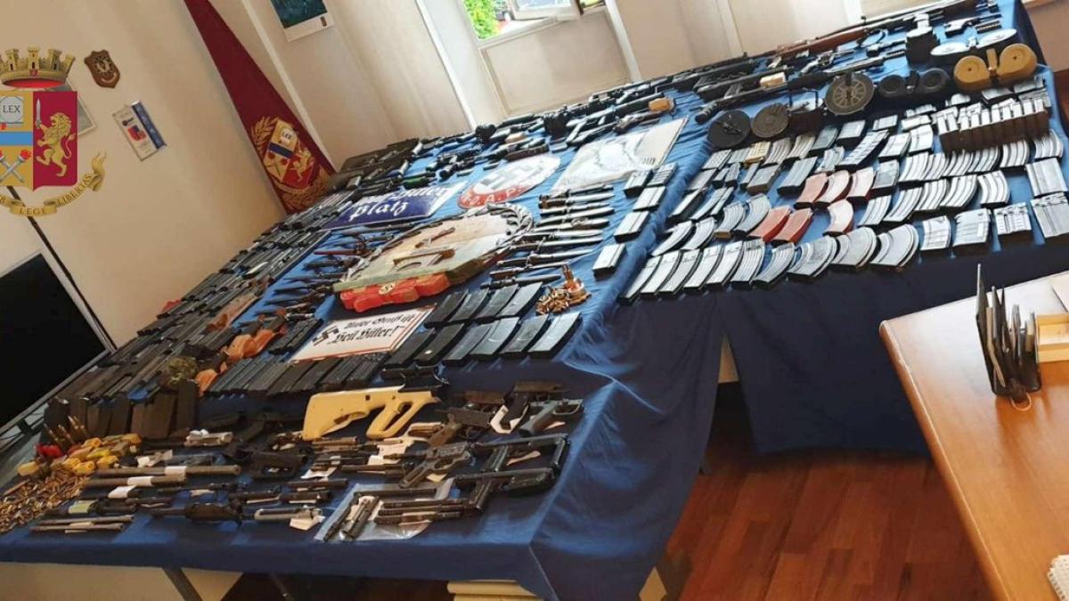 d_ga2t_xyaeb1v1_55470700