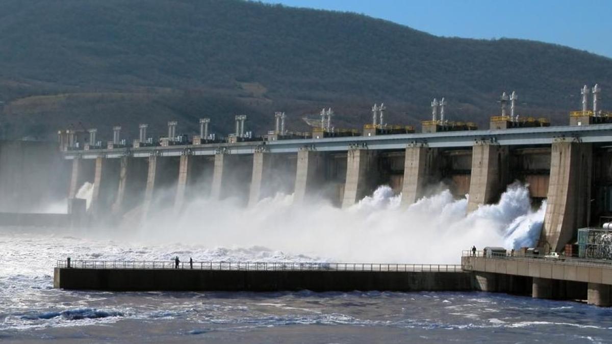 hidroelectrica_30400600