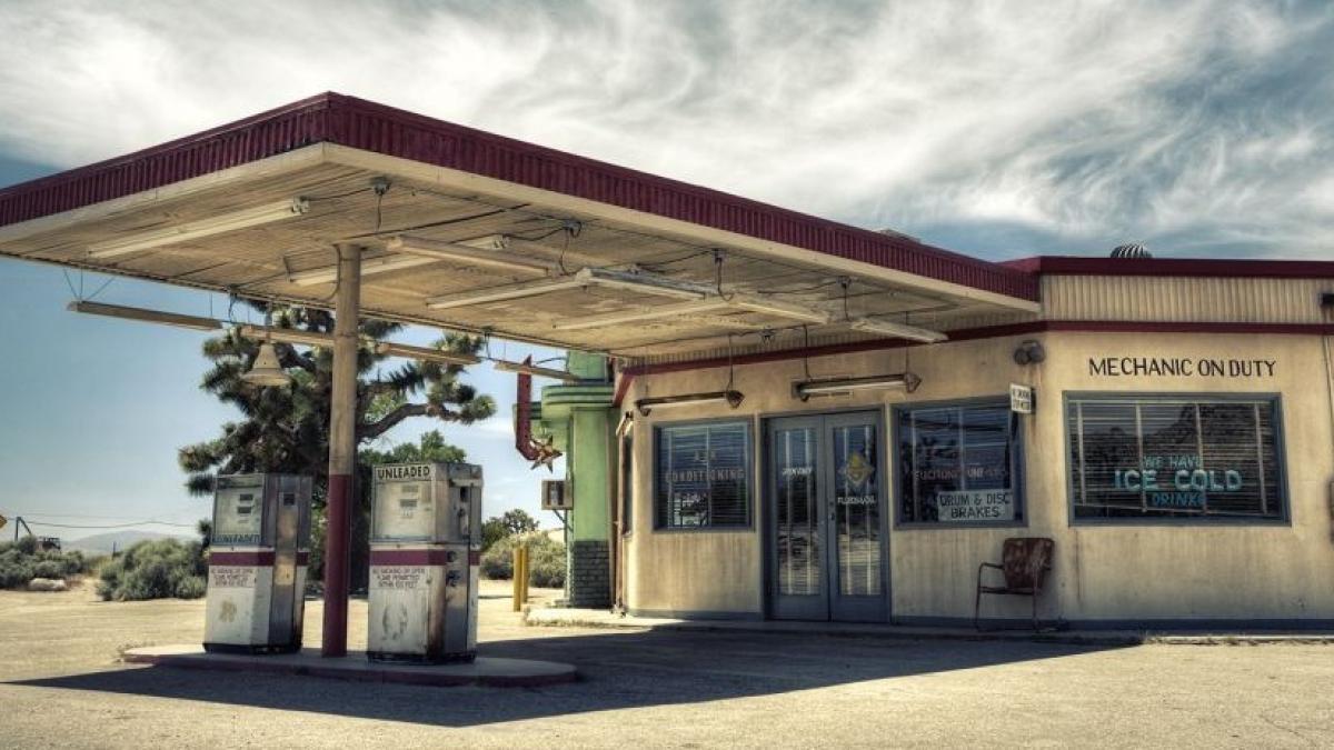 benzinarie_veche_89508300