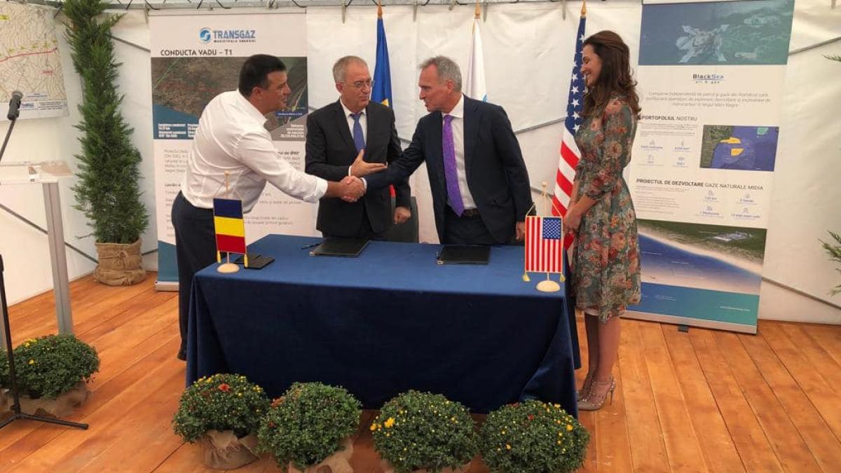 69419851_1433430823464549_1201432812322816000_o_79498400