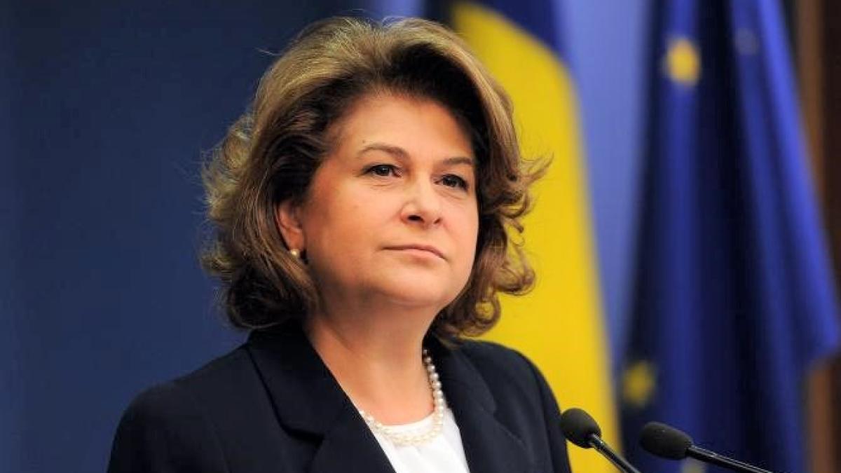 rovana__plumb_66987200