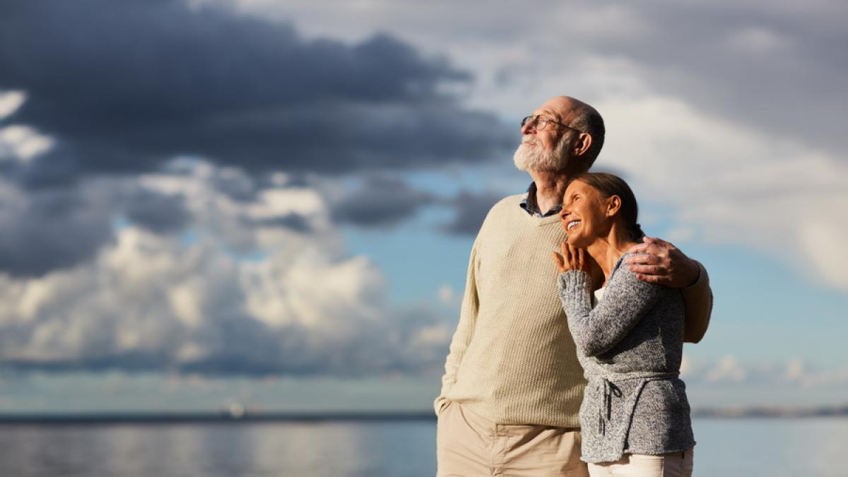 pensionari_fericiti_73799100