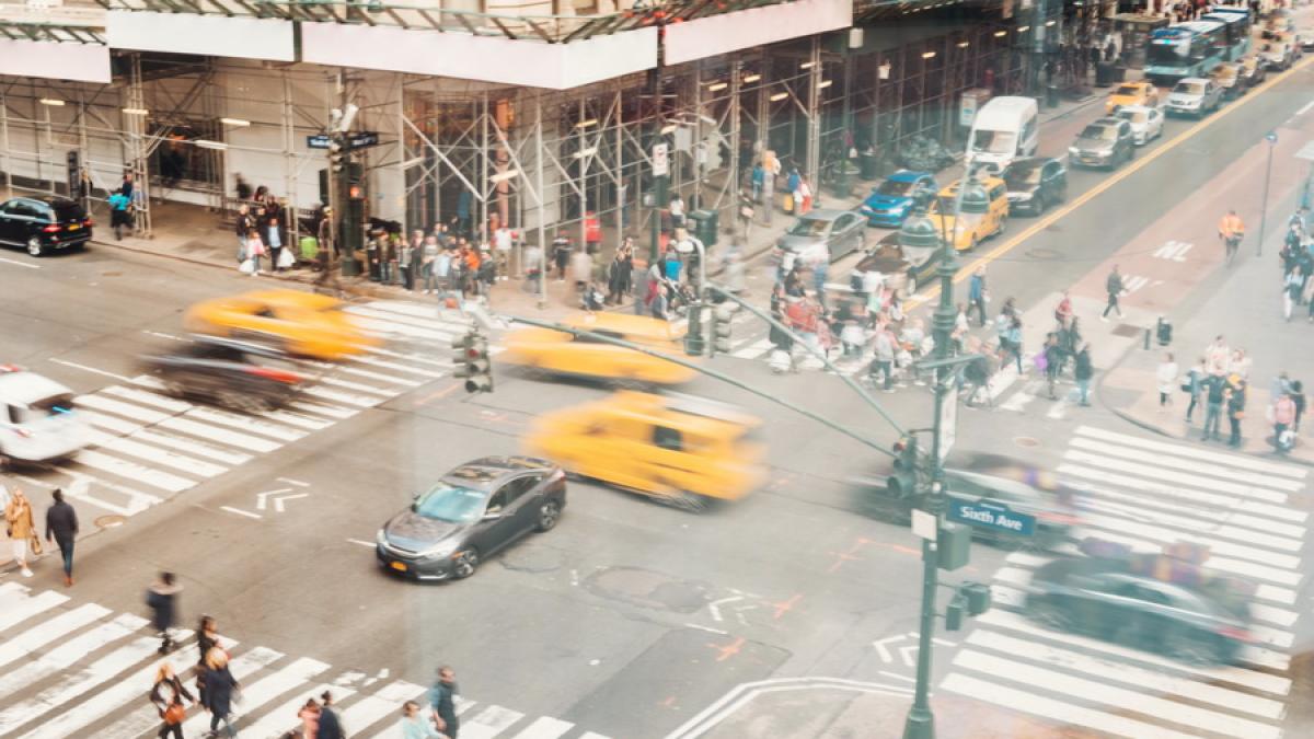 masini_intersectie_04740000