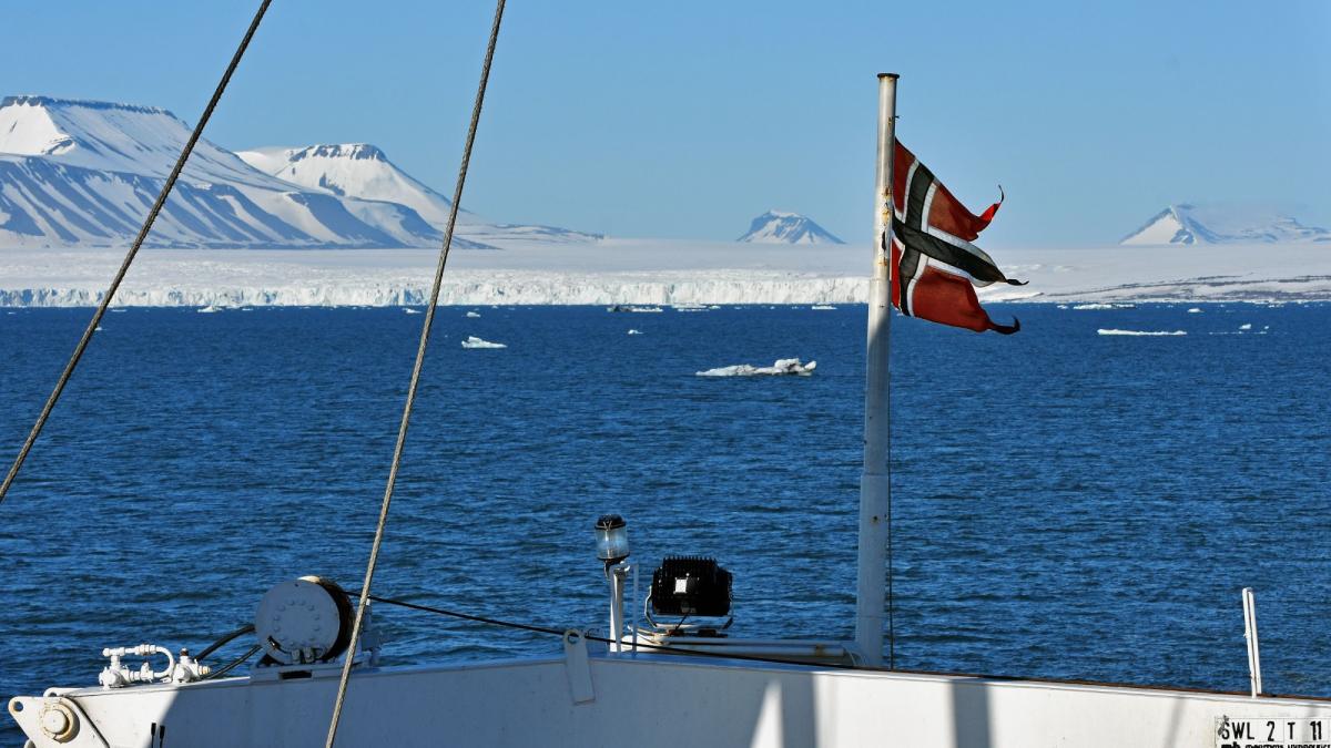 hornsund_glacier_13315600