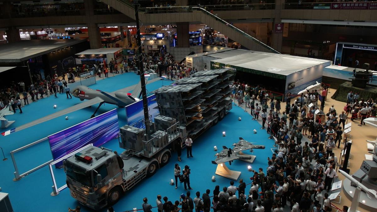 drona_siucigasa_69103500