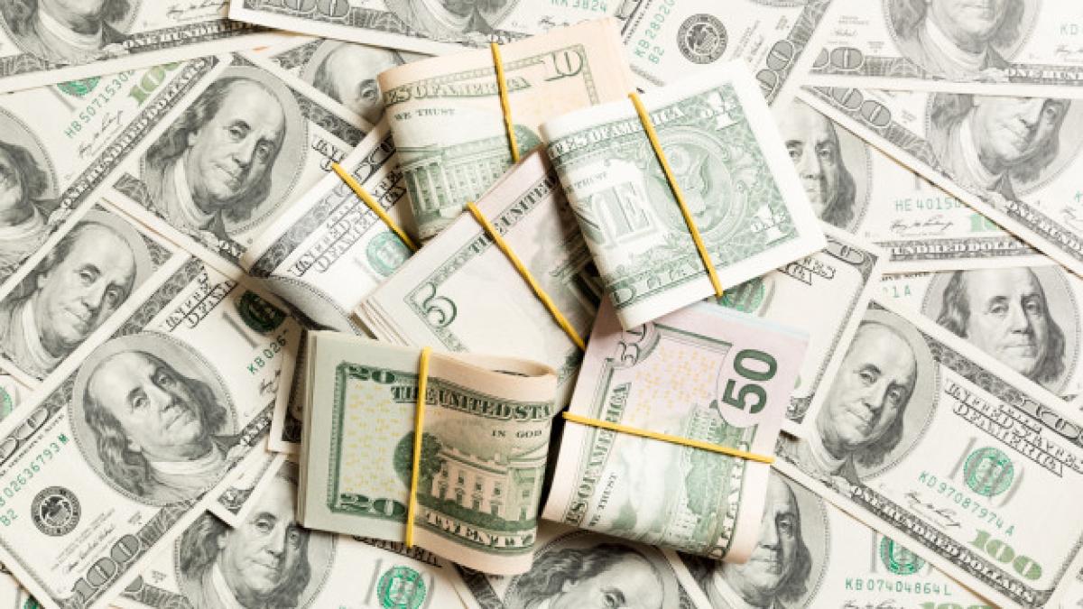 many_stack_dollar_bills_79075_3110_53766600