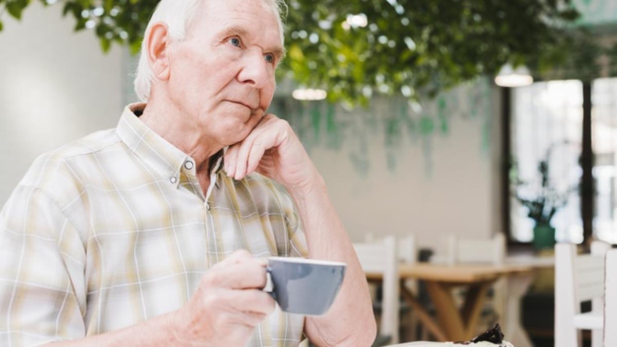 thoughtful_elderly_man_drinking_tea_23_2148216440_42392100