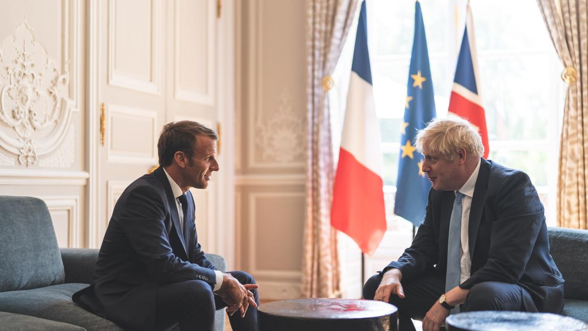 emmanuel_macron_boris_johnson_94444200