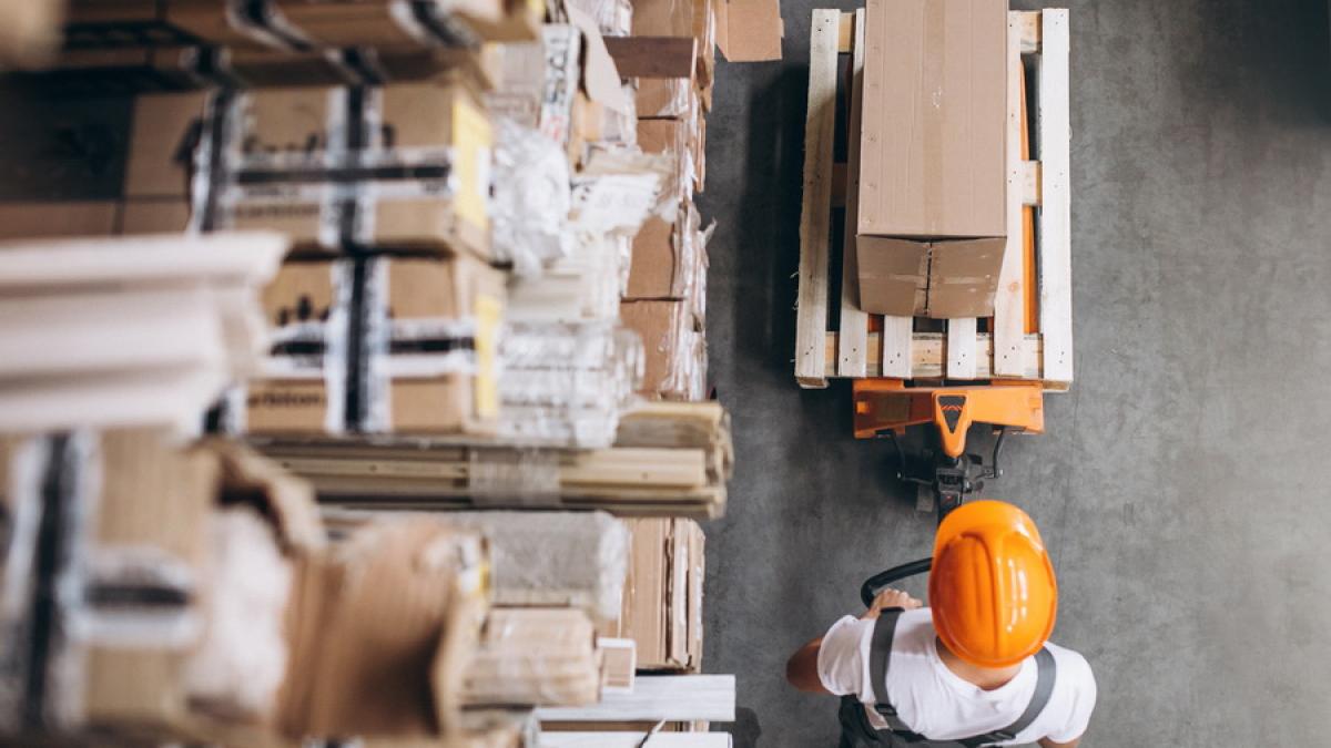 lucrator_resize_57004600