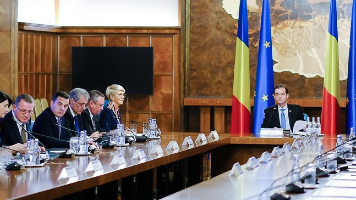 guvern_orban_09483900