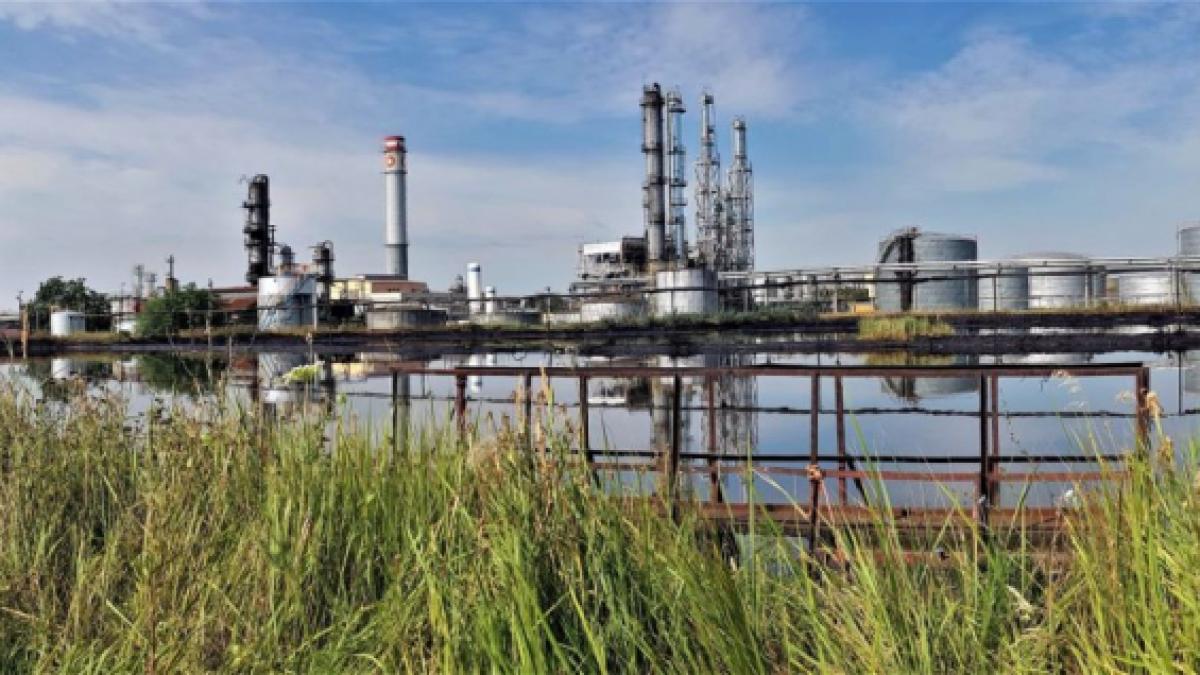 rafinaria_vega_batal_1_20698300_16883000