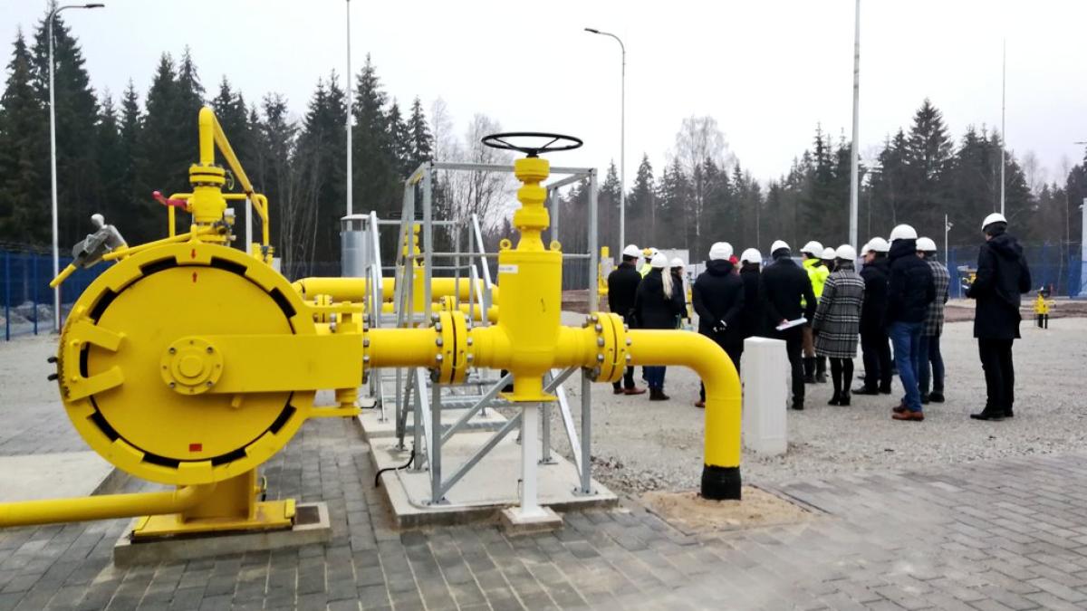 ekta6fsxyaanydf_44046100