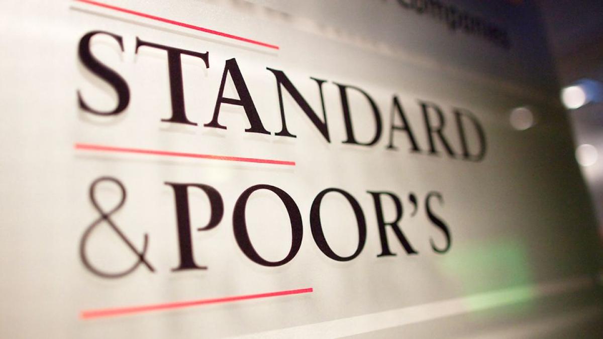 standard_poors_standard___poors_luottoluokitus_pariisi_kyltti_eurokriisi_velkakriisi_aa_aaa_8_12_2011_54416700