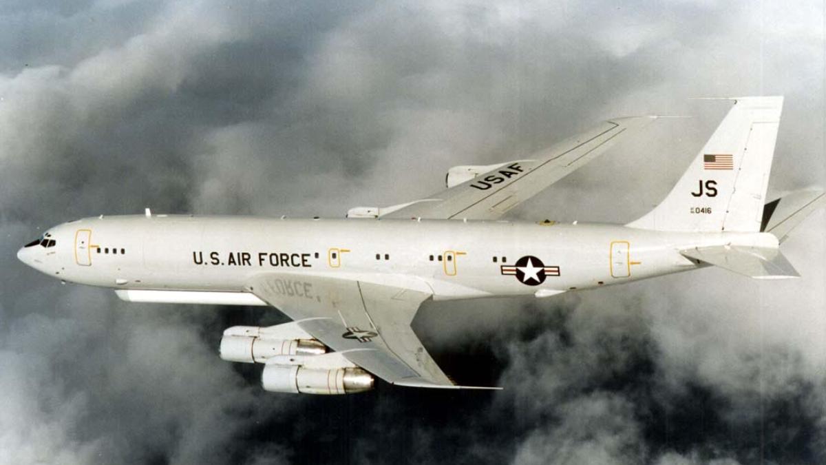 united_states_air_force_northrop_grumman_e_8_joint_stars_in_flight_41650800