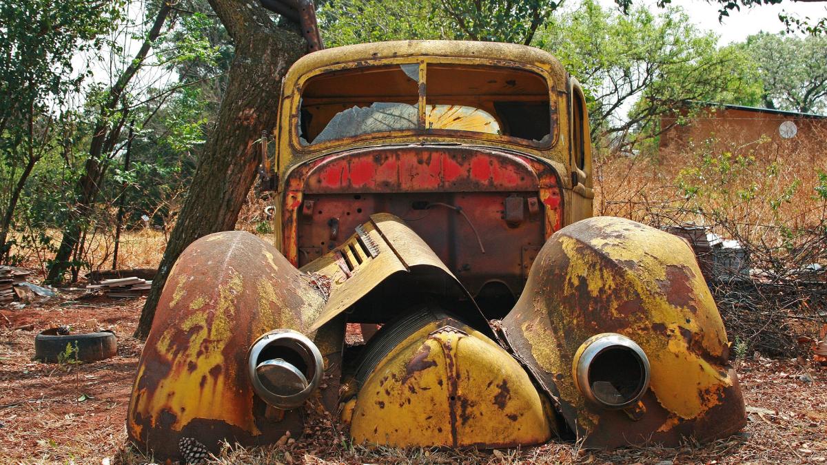 car_wreck_3183452_1920_87183700