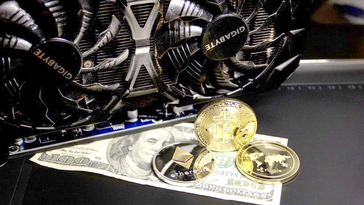 gold_3080552_1280_resize_02715700