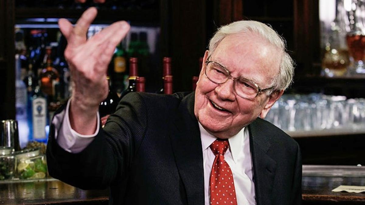 warren_buffett_38493300