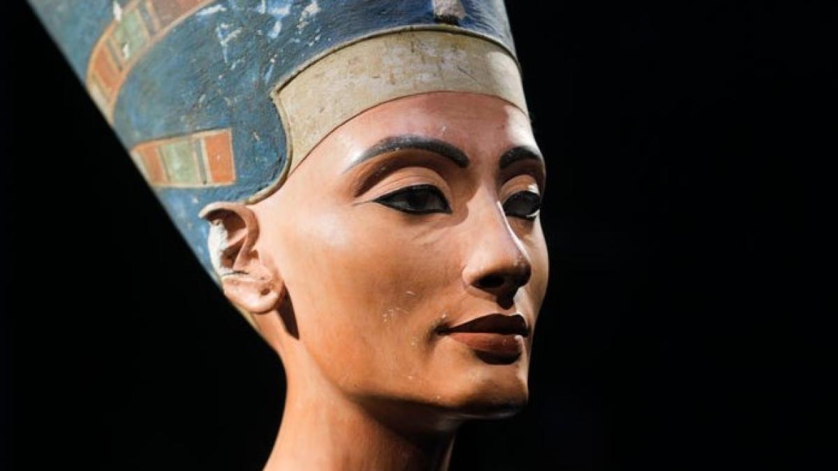 nefertiti_04838500