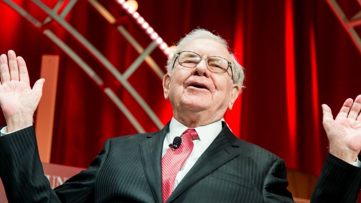 warren_buffett_43321500