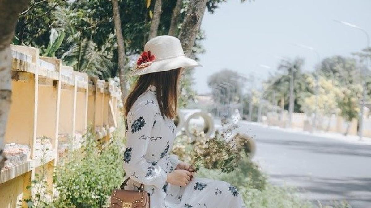 girl_4100999_640_73963800