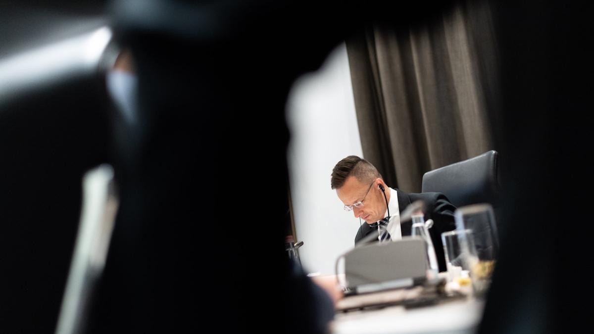 pprc-c3prc-a9ter_szijjprc-c3prc-a1rtprc-c3prc-b3_99747000