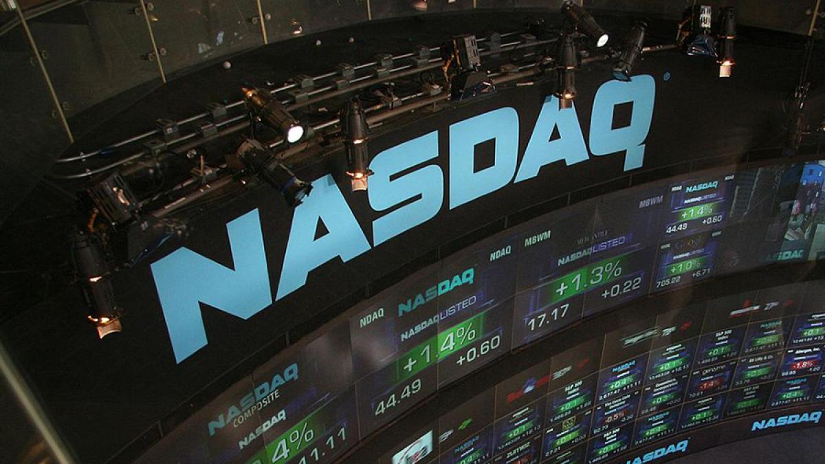 nasdaq_bursa_43912800