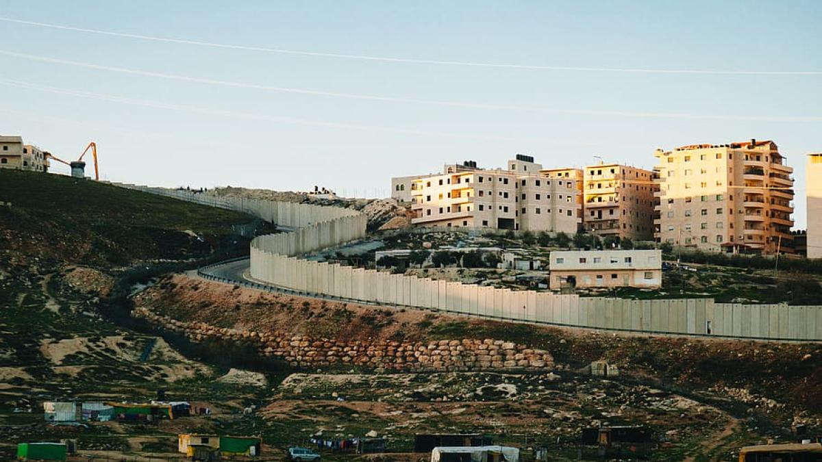 israel_palestine_west_bank_sunset_00527300