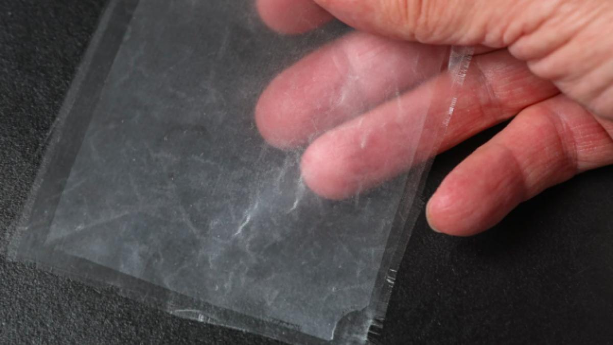 transparent_material_resize_md_61946600