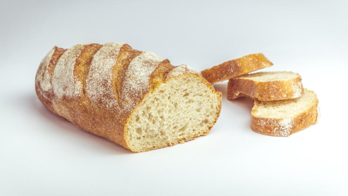 bread_chopped_into_pieces_8119_597_88702500