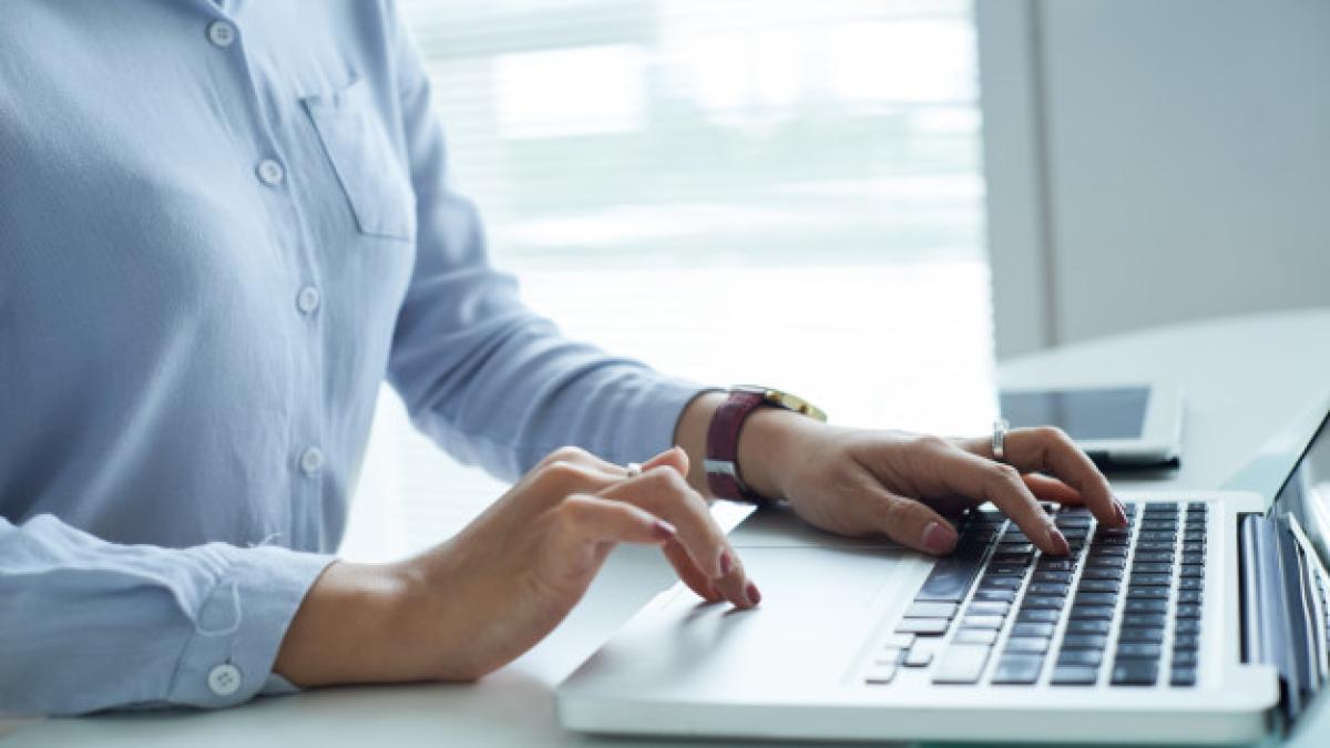 corespondenta_email_04948600