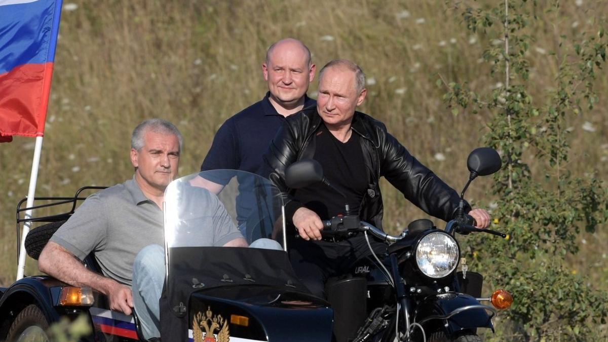 putin_motocicleta_62983300