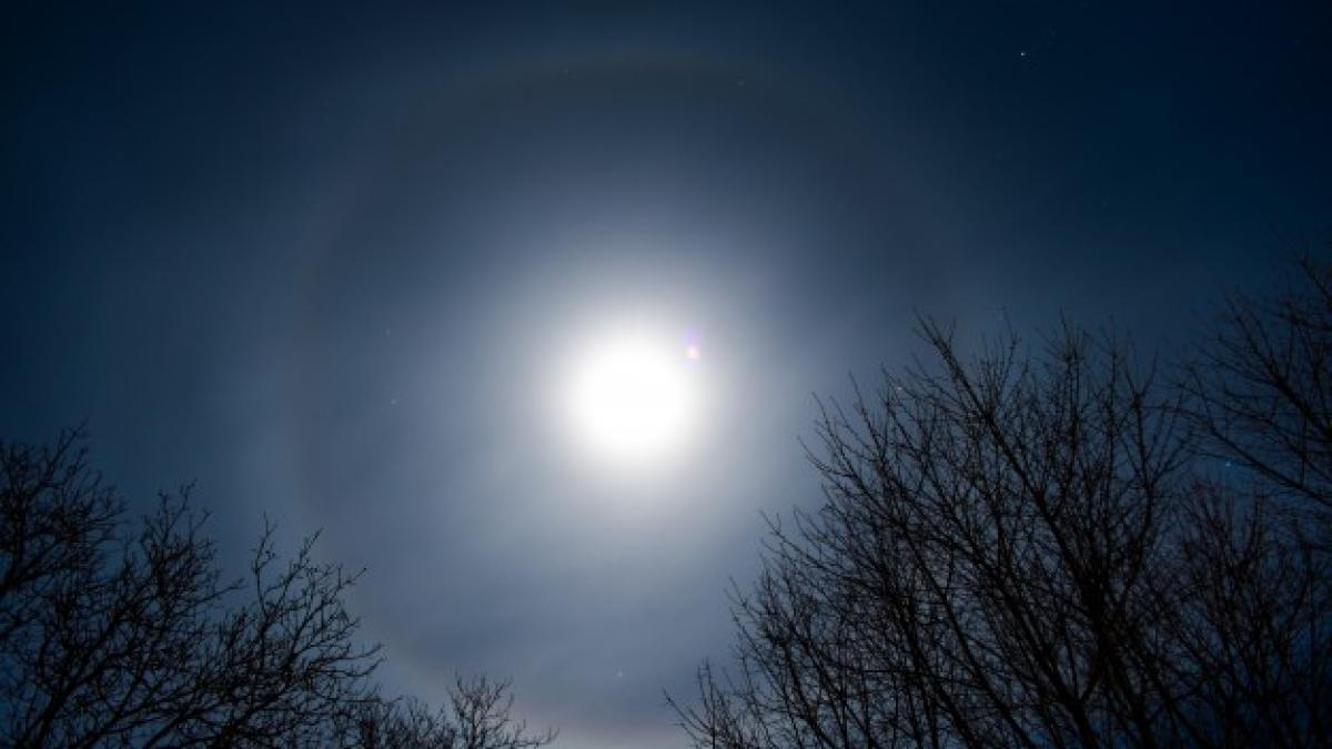 moon_halo_2221_179_68333300