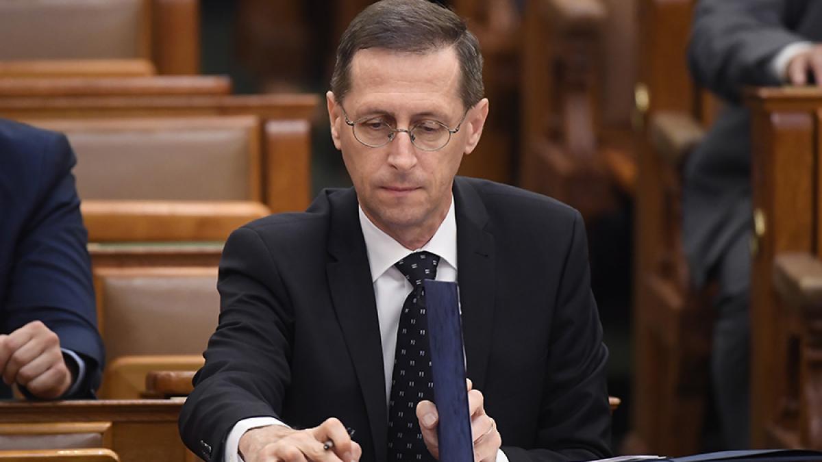 varga_mihprc-c3prc-a1ly_32294600