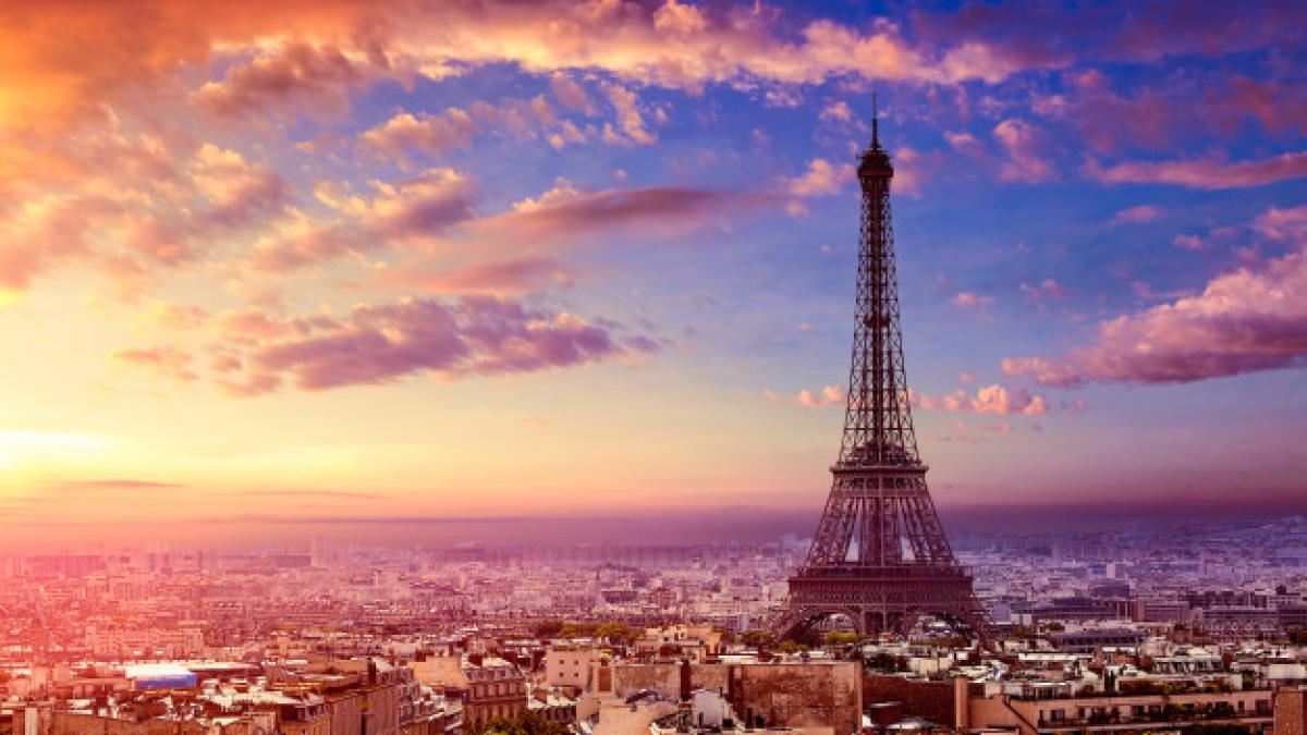 paris_eiffel_tower_skyline_aerial_france_79295_14918_03279200