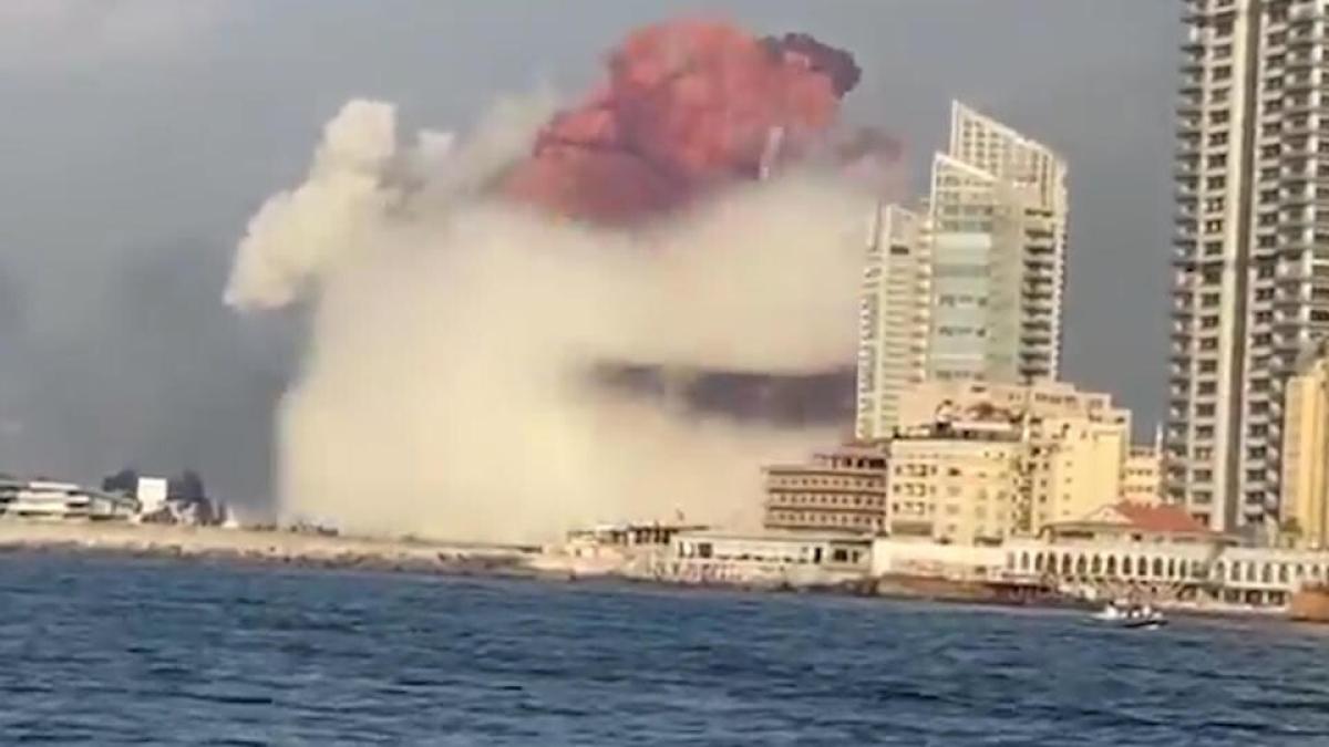 Explozia URIAȘĂ din Beirut. Zeci de morți și răniți. Imaginile GROAZEI VIDEO