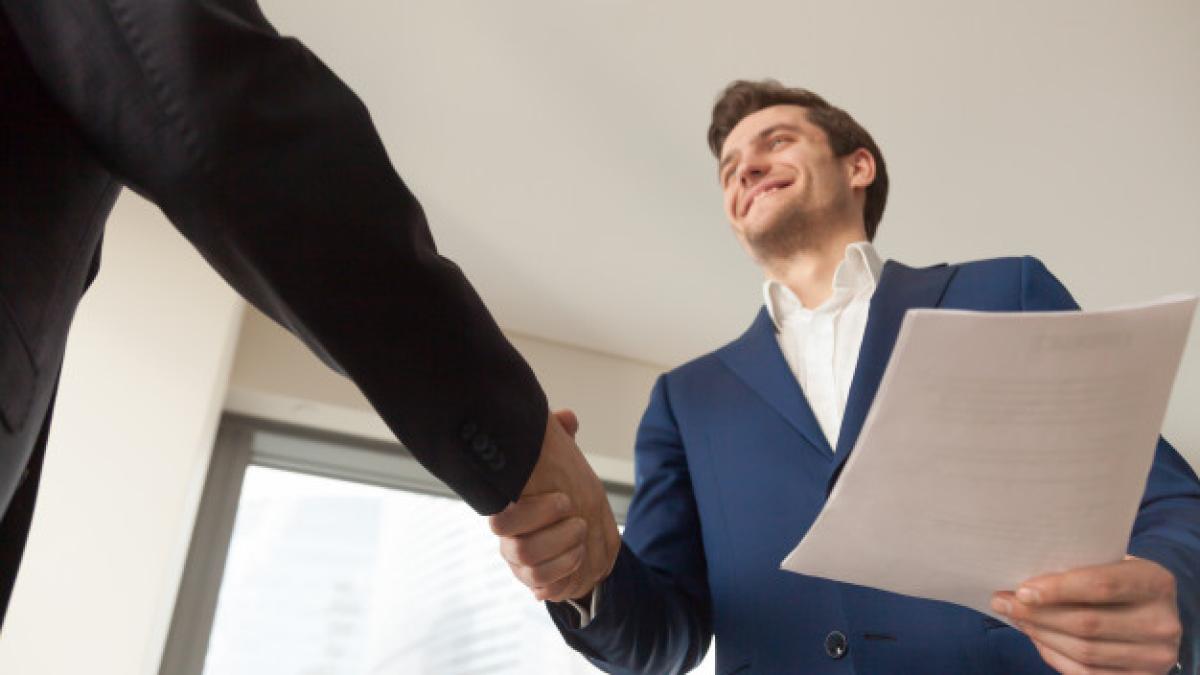 negociere_afaceri_banca_92522800