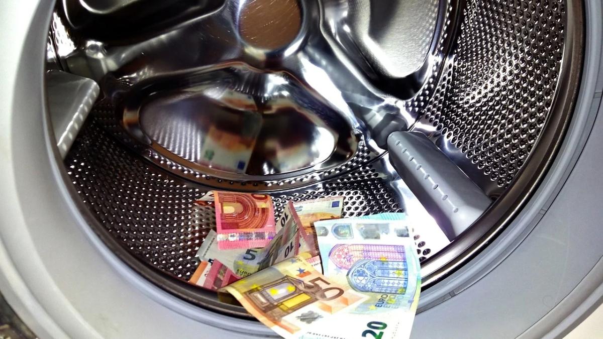 money_laundering_1952737_1280_09217900