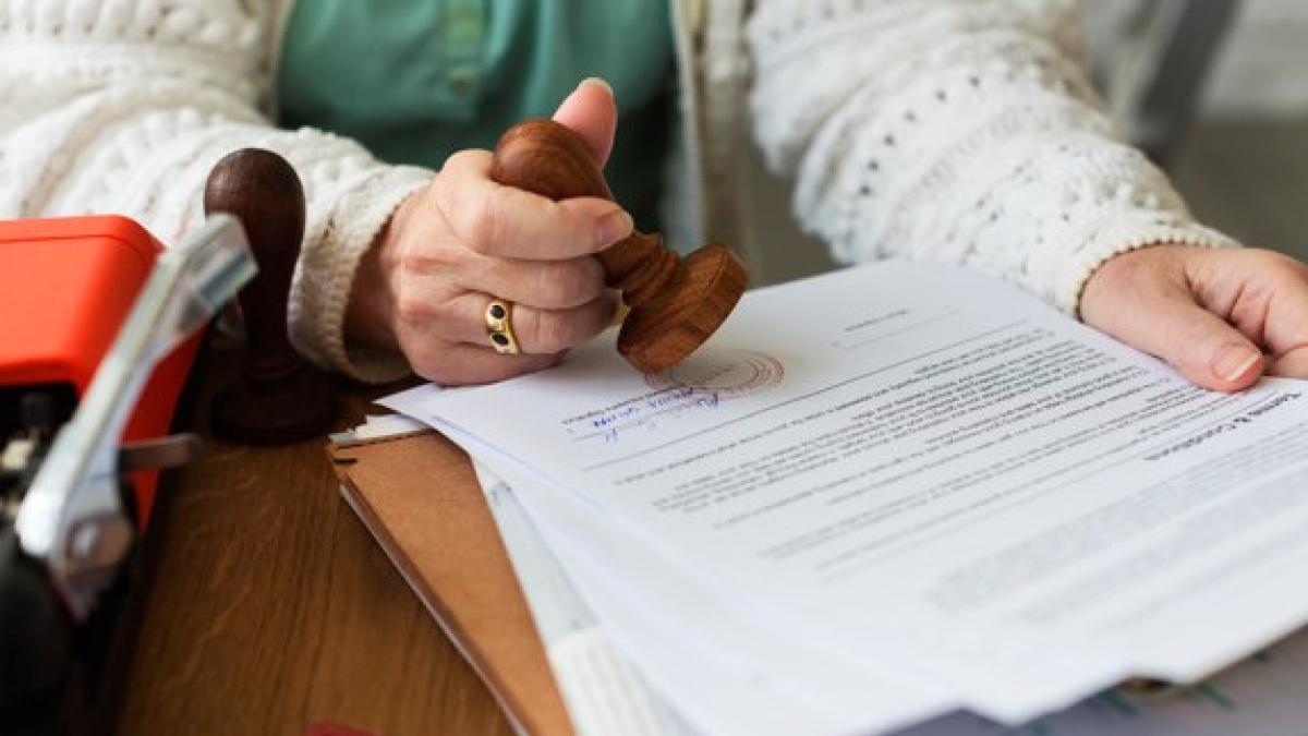 pensionar_stampila_31698100