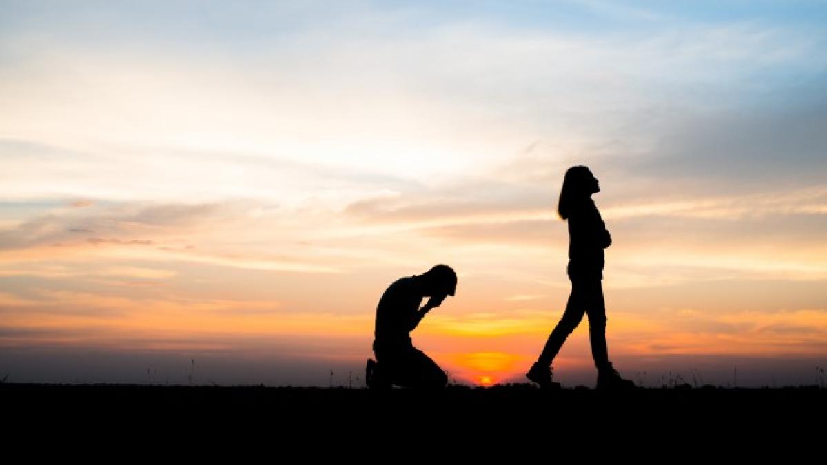 girl_love_boyfriend_divorce_background_1150_1511_09872000