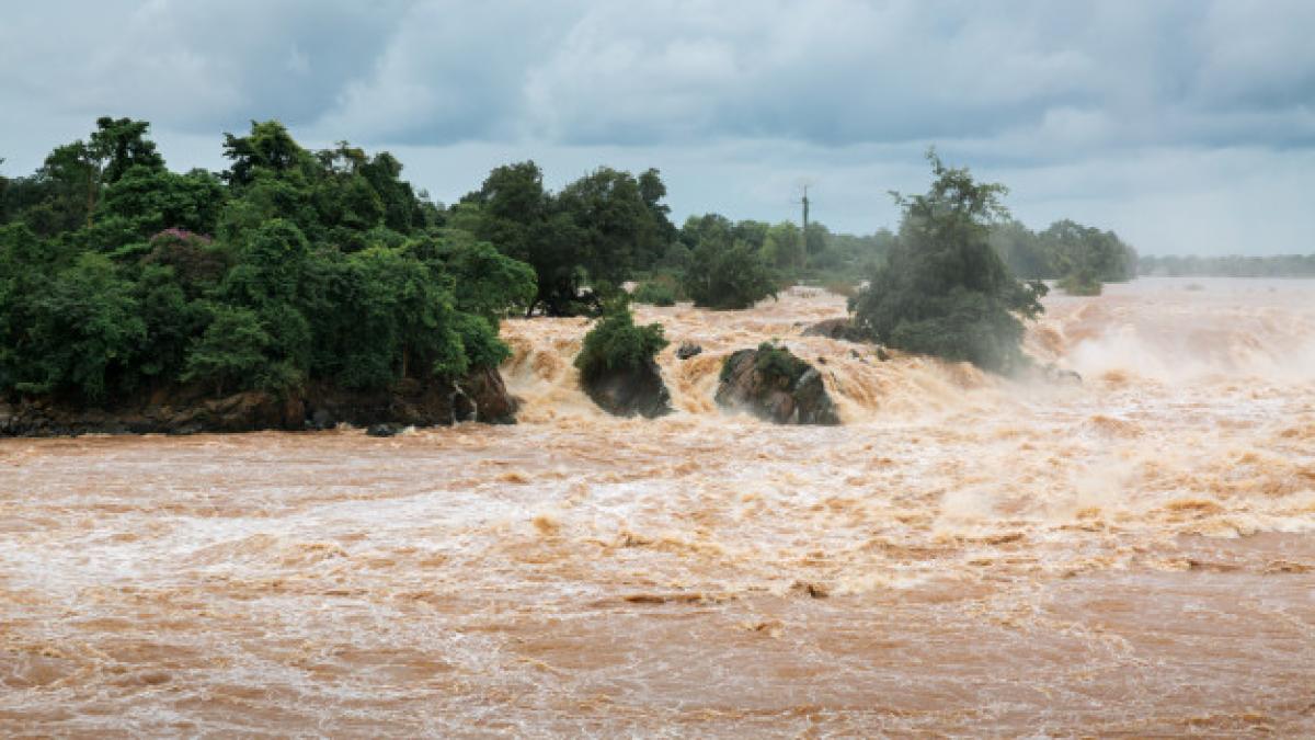 water_flood_river_64030_210_20790000