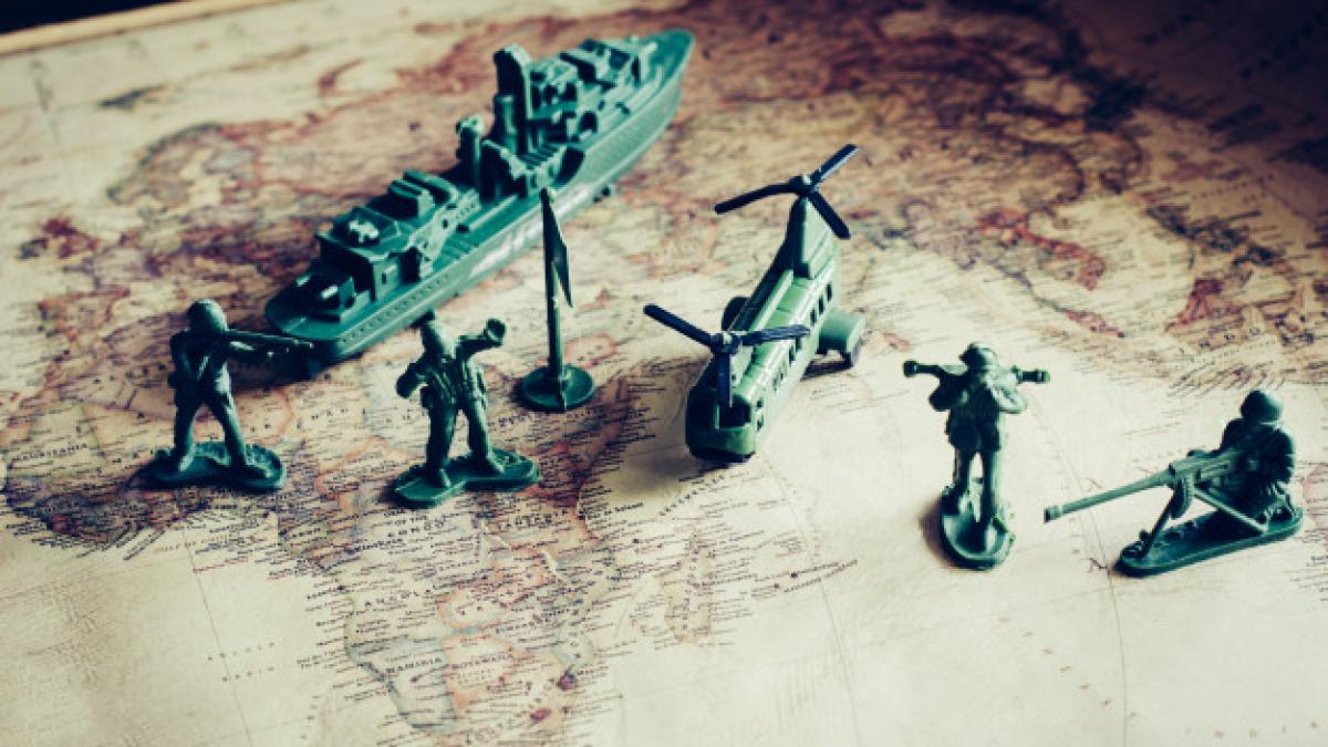 combat_military_use_tactics_action_world_map_11304_632_81085700