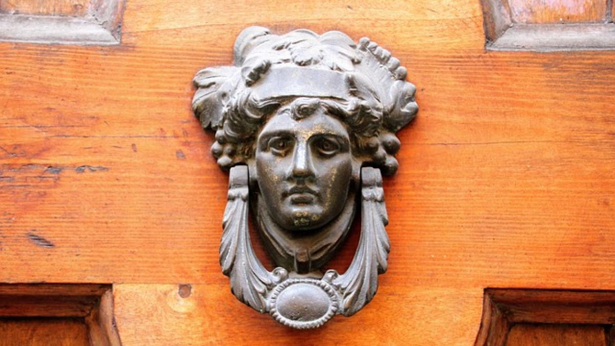 bell_2480993_640_38147700