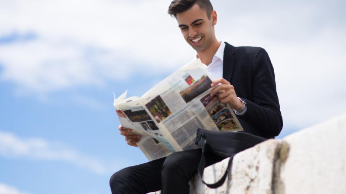 excited_student_always_knowing_actual_news_1262_6088_76511600