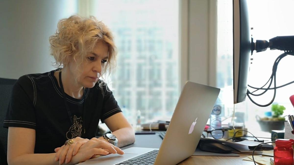 carmen_avram_52653400