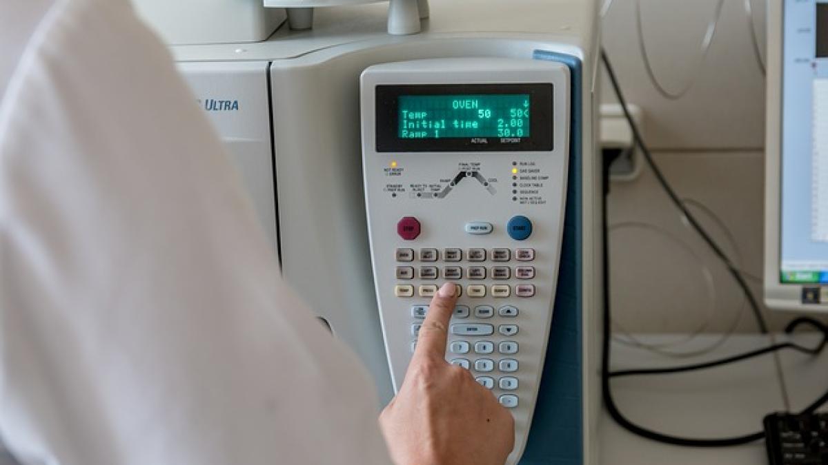 laboratory_2815638_640_78367200