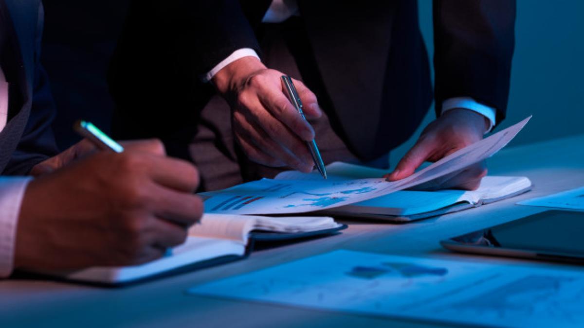 paperwork_1098_18063_02357600