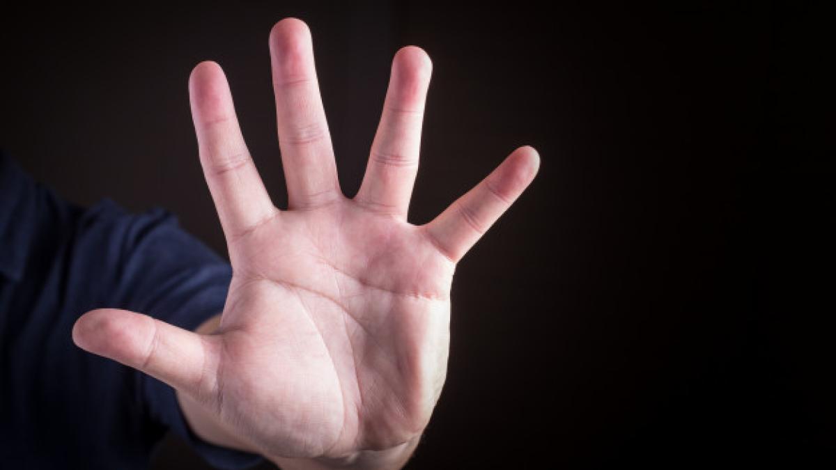 ban_hand_number_five_sign_language_38810_1521_76065900