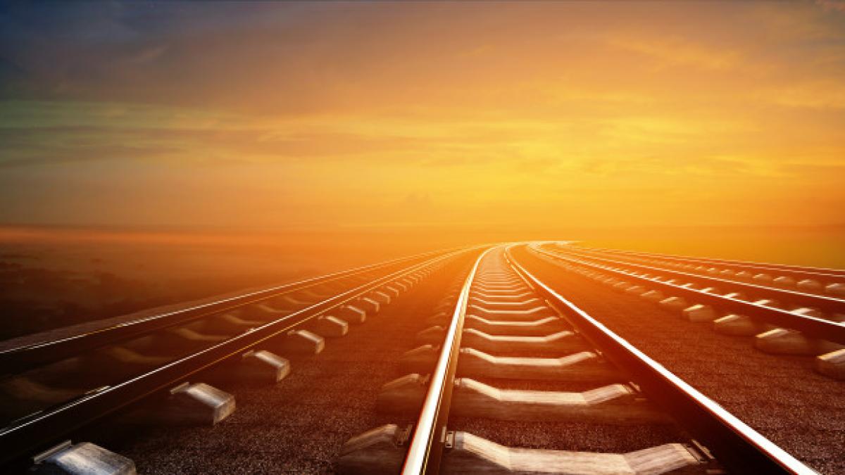 3d_illustration_empty_railways_sunset_sky_background_273081_237_14347200