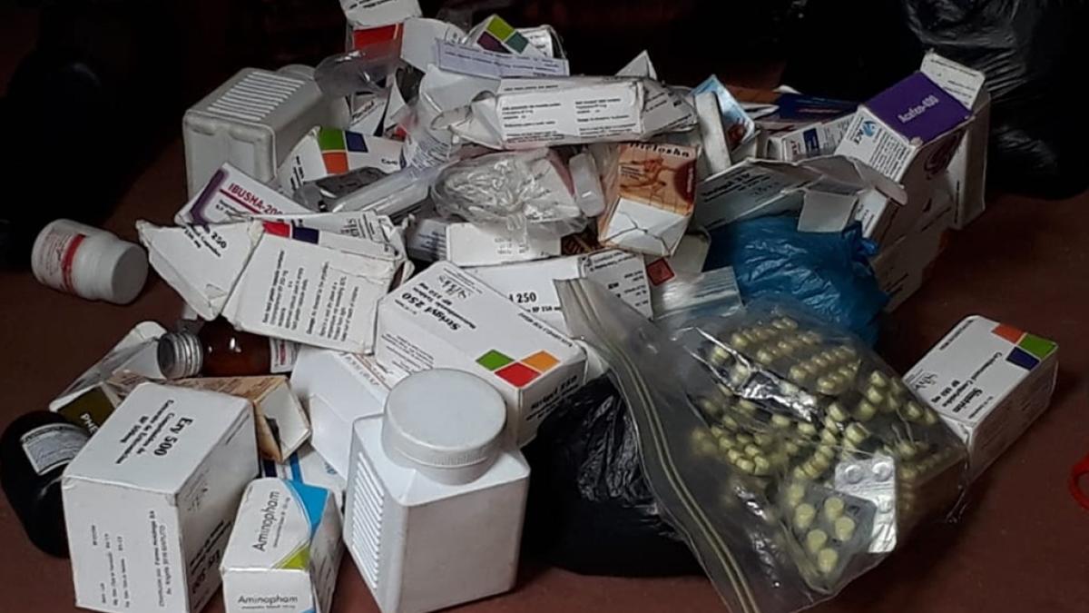 2_mozambique___package_or_medecines_seized_98396400