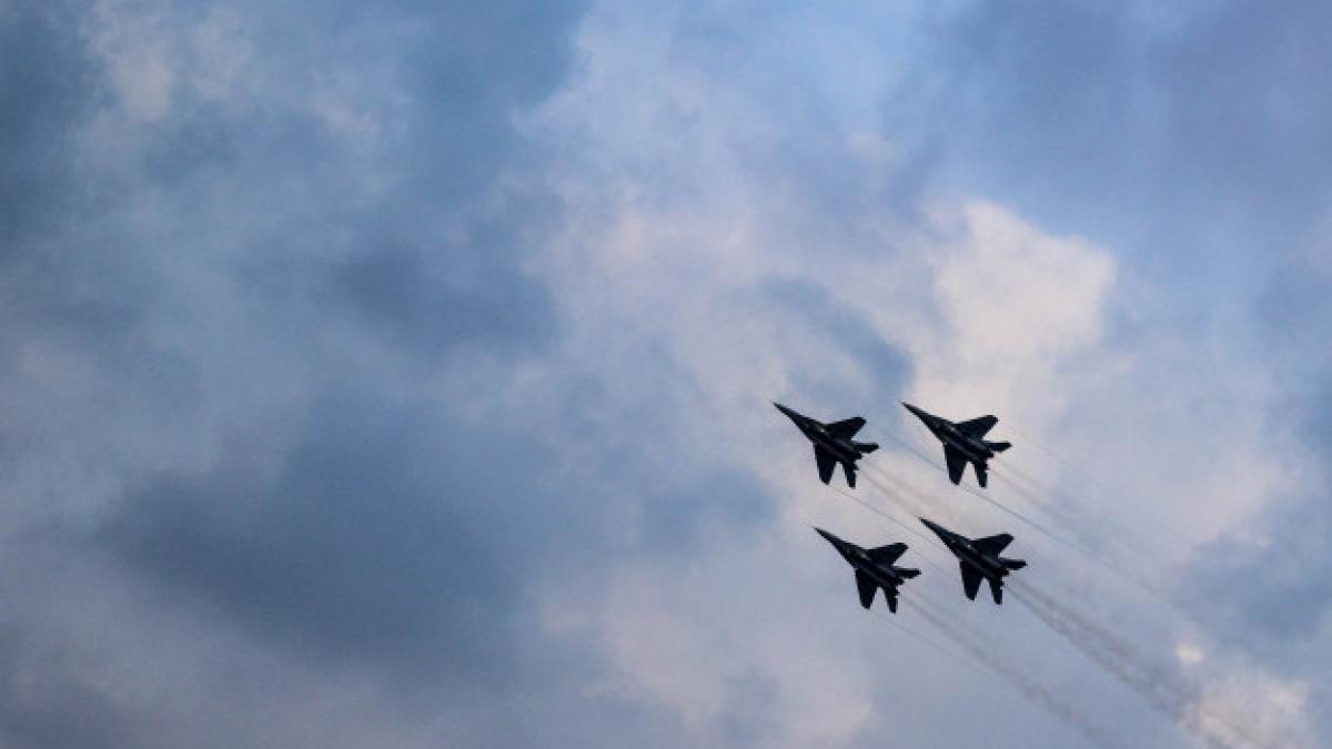 link_military_aircraft_russian_air_force_cloudy_sky_131638_82_17164200